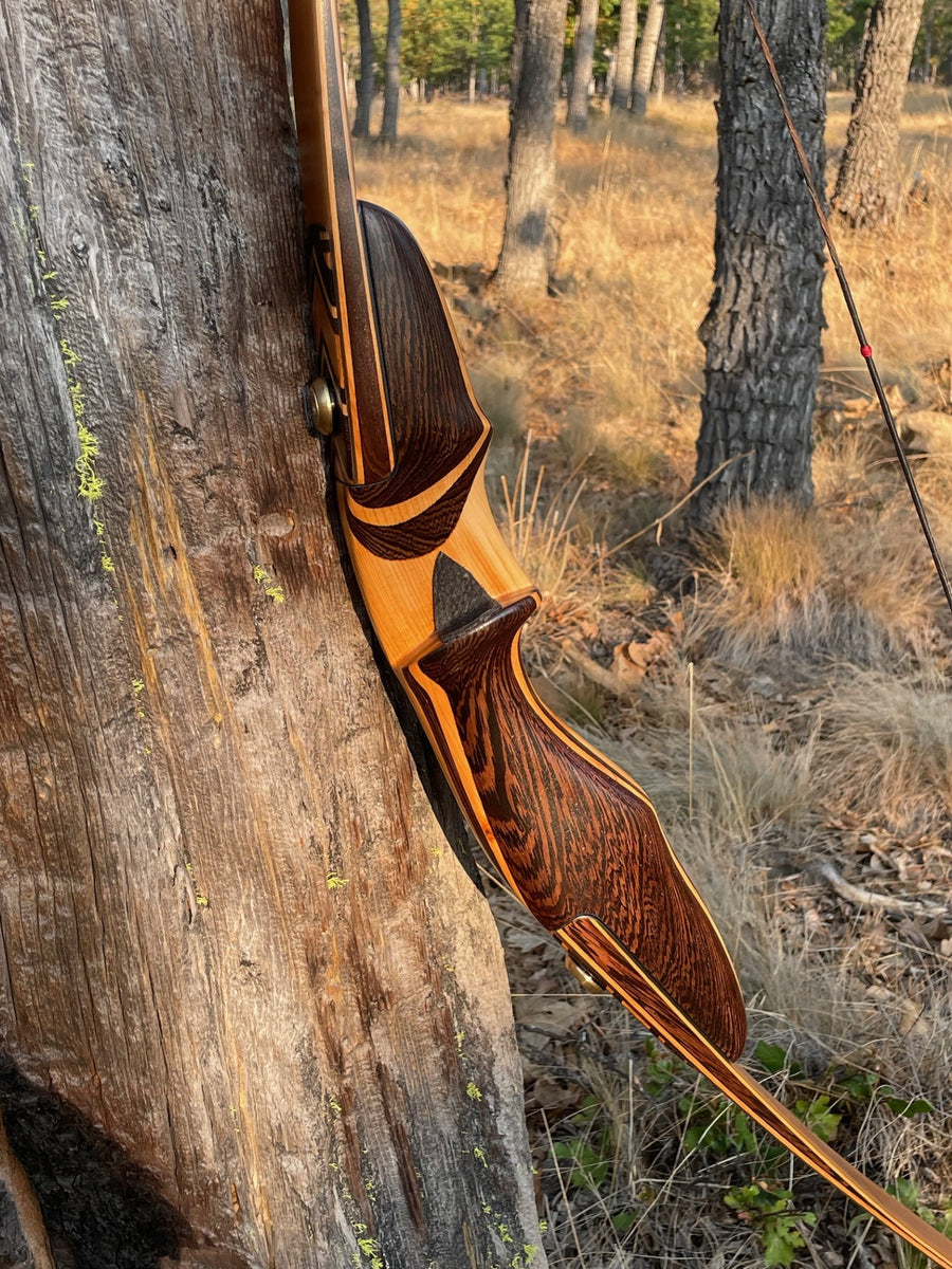 F-22, 3 piece take down recurve, deluxe – Raptor Archery